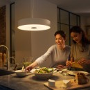 Philips Hue 40339/31/P6 den LED Kronleuchter Fair 1x39W | 2200-6500K - Bluetooth-Fernbedienung